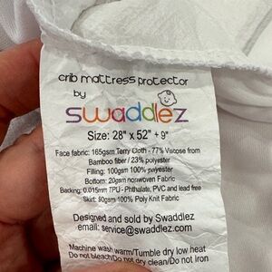 Swaddlez Crib Mattress Protector